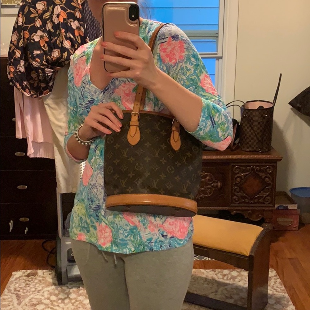 Extra photos of LV bag